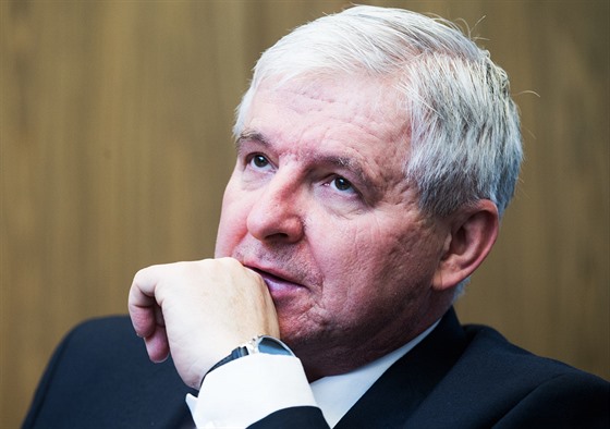 Guvernér České národní banky Jiří Rusnok (17. ledna 2017)