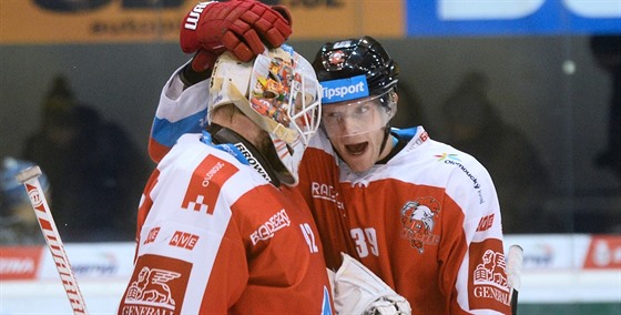 Hrdina utkání v Litvínov - olomoucký branká Branislav Konrád.