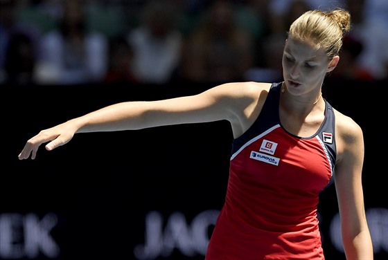Karolína Plíková se ve tvrtfinále Australian Open zlobí sama na sebe.