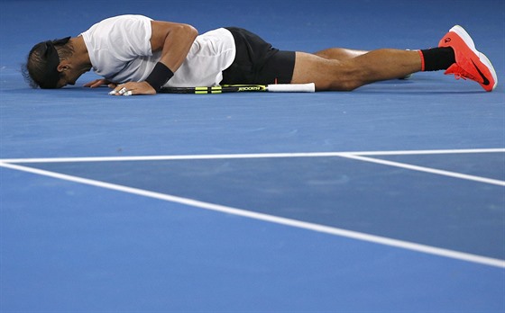 Rafael Nadal slaví postup do finále Australian Open.