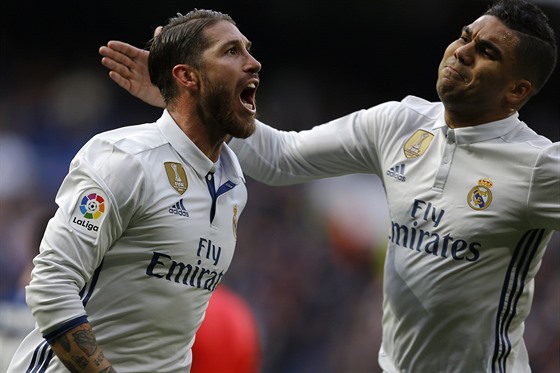 KAPITÁN KANONÝR. Obránce Realu Madrid Sergio Ramos (vlevo) zaídil dvma góly...