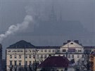 Smog v Praze. Pohled na Prask hrad (20.1.2017)