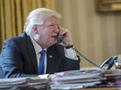 Americký prezident Donald Trump si telefonoval s nmeckou kanclékou Angelou...