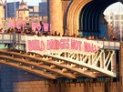 Londýn proti Trumpovi: Stavte mosty, ne zdi