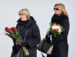 Elika Balzerová a Ivana Chýlková na posledním rozlouení se zesnulým hercem...