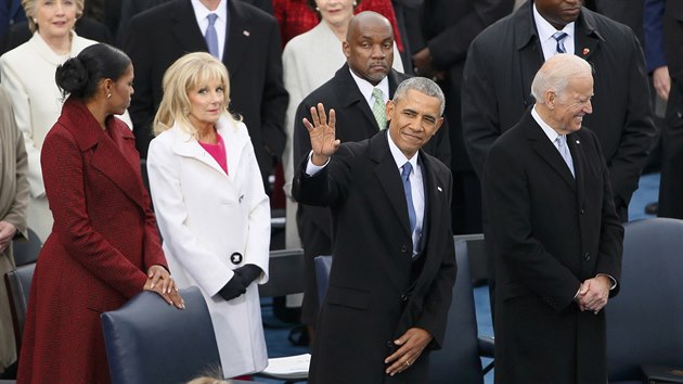 Barack Obama pi slavnostnm ceremonilu k uveden Donalda Trumpa do adu prezidenta USA. (20. ledna 2017)