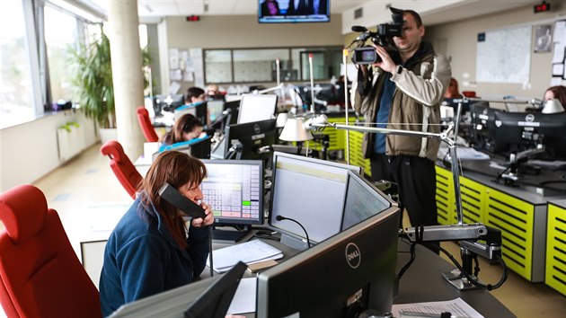 Odbornou lkaskou pomoc poskytuj pouze kolen opertorky na lince 155 tak jako na dispeinku v brnnskch Bohunicch.