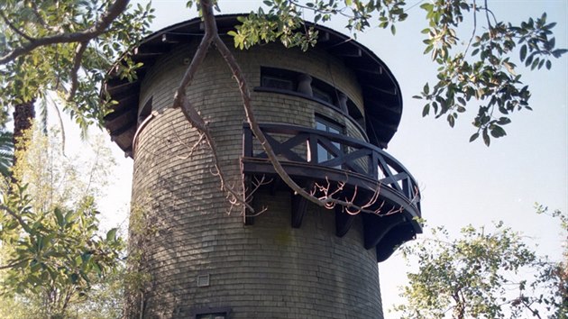 Vodárenská věž z 19. století slouží pro bydlení již více než 100 let.