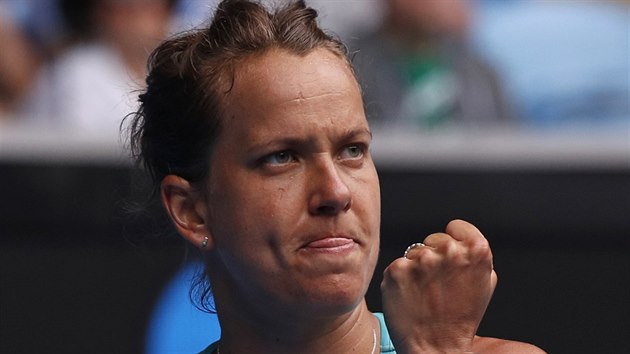 esk tenistka Barbora Strcov v duelu 3. kola Australian Open s Caroline Garciaovou z Francie.