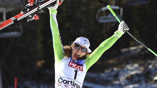 Ilka tuhecov slav triumf v superobm slalomu v Cortin dAmpezzo.