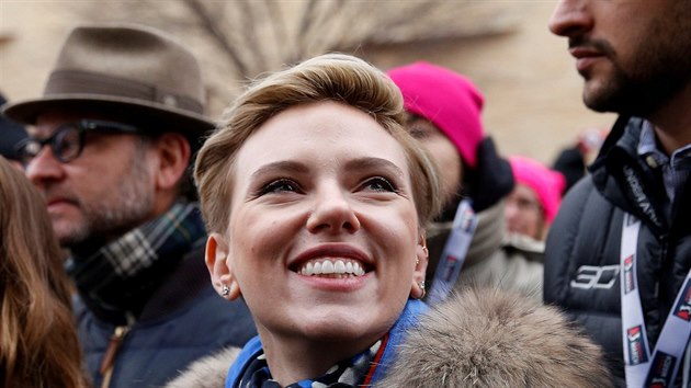 Scarlett Johanssonov na pochodu Women's March (Washington, 21. ledna 2017)