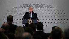 Prezident Donald Trump na náv�t�ve v CIA v Langley ve Virginii (21. ledna 2017)