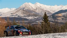 Hayden Paddon pi testování ped Rallye Monte Carlo.