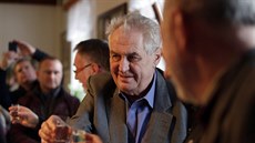 Prezident Miloše Zeman se sešel na Slováckém statku na Hodonínsku se členy své...