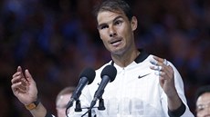 Rafael Nadal hovoí po prohraném finále Australian Open.