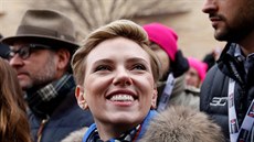 Scarlett Johanssonová na pochodu Women's March (Washington, 21. ledna 2017)