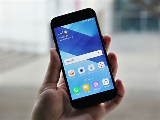 Samsung Galaxy A3 (2017)