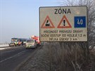 V pond�l� r�no se u obce Olovnice na M�lnicku srazilo auto s vlakem, �idi� auta...