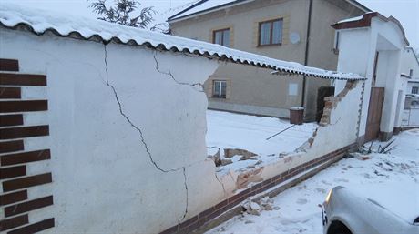 idika dostala na zasnené silnici v Sudkov na umpersku smyk, vyjela ze...