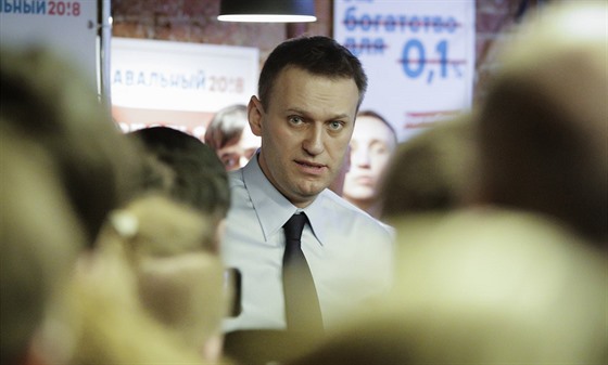 Ruský opoziní pedák Alexej Navalný otevel v Petrohradu kancelá svého volebního tábu