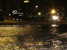 Havárie vody na Opatovské ulici v Praze.