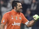 Branká Juventusu Gianluigi Buffon bhem utkání proti Interu Milán.