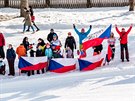 etí biatlonoví fanouci na trati závodu smíených tafet na MS v Hochfilzenu.