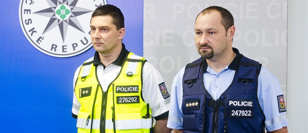 role Senát rukáv policejni takticka vesta Letovisko obklopit efektivní