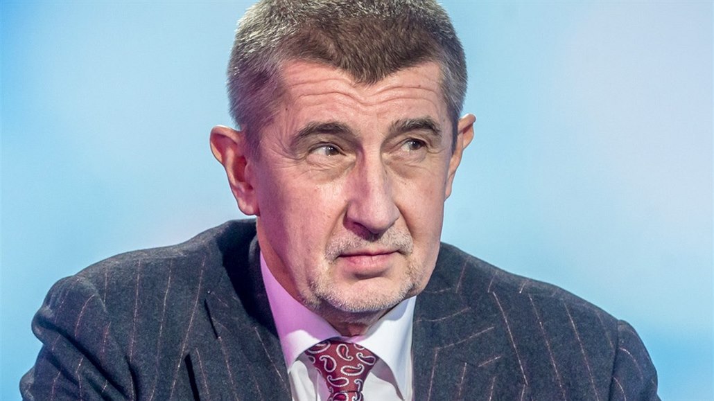 Ministr financí Andrej Babi�