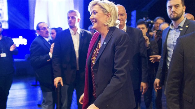 fka Nrodn fronty Marine Le Penov (4. nora 2017)