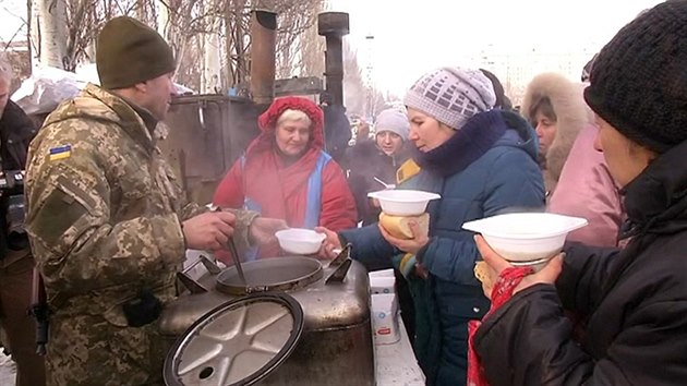 Obec Avdijivka ve vchodn Ukrajin se chyst k evakuaci