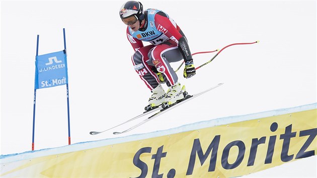 Erik Guay na trati superobho slalomu ve Svatm Moici