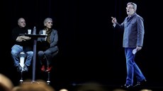 Jean-Luc Melenchon vystoupil na pedvolebním mítinku jako hologram (5. února...
