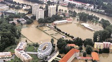 Velká voda zaplavila v srpnu 2002 České Budějovice. Na snímku je areál SKP.