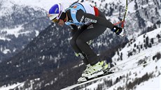 Alexis Pinturault na trati superobího slalomu ve Svatém Moici