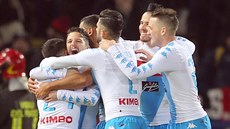 KANONÁDA. Fotbalisté Neapole nasázeli do sít Boloni sedm gól, na snímku...