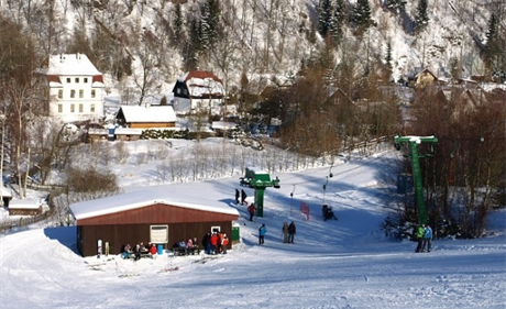 Ski Areál eský Jietín a sjezdovka erák, kde narazil padesátiletý lya do...