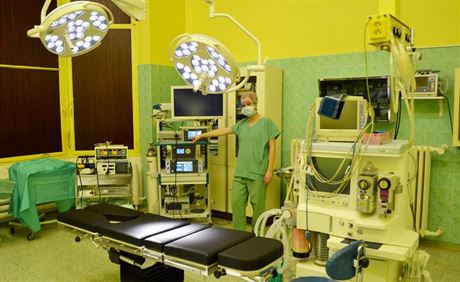 Holding Agel u investoval v Jesenické nemocnici do nového vybavení desítky milion korun, mimo jiné do modernizace operaních sál.