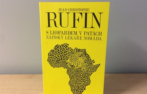 Obálka knihy S leopardem v patách spisovatele Jean-Christopha Rufina