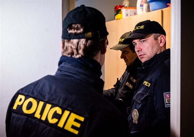 Policejní kontroly na ubytovn v Rychnov nad Knnou.