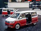 Volkswagen T6 v mítku 1:18