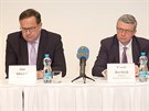 Ministr prmyslu a obchodu Jan Mládek a pedseda AMSP Karel Havlíek pi...