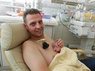 Kdy� se narodil, v�il syn Marka B�ezy Fil�pek pouze 850 gram� a neum�l s�m...