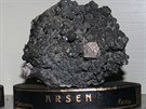 Minerál arzen ze sbírek Národního muzea v Praze, pvodem z Jáchymova v echách
