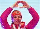 eská biatlonistka Gabriela Koukalová na zlatém stupni po sprintu na MS v...