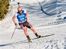 Rakouský biatlonista Daniel Mesotitsch se vytrvalostním závodem na svtovém...