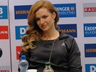 Gabriela Koukalová ped rokem na tiskové konferenci. 