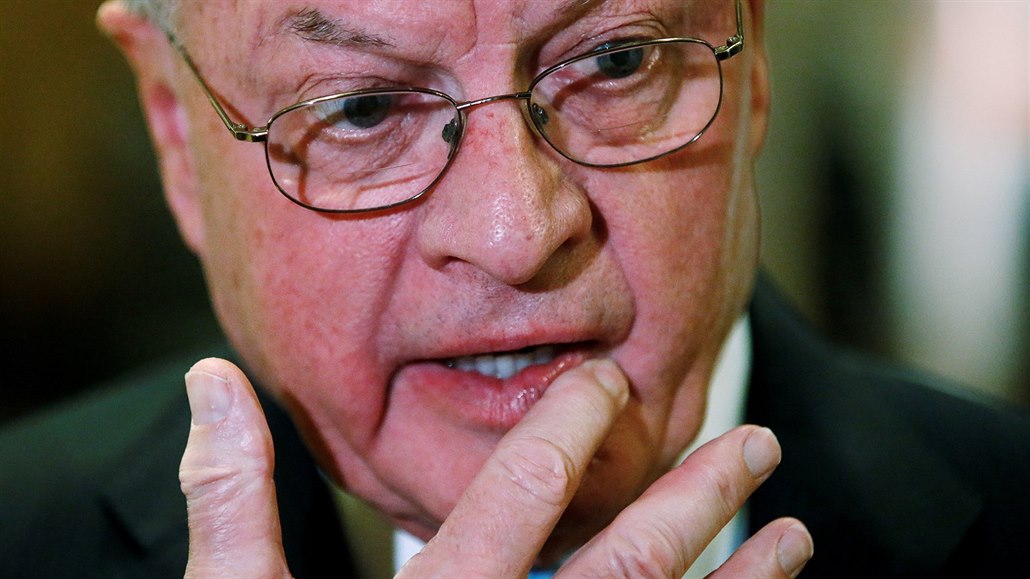 Bezpe�nostní poradce Bílého domu Keith Kellogg. (15.11. 2016)