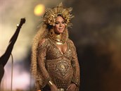 Beyoncé na udílení cen Grammy (Los Angeles, 12. února 2017)