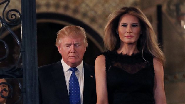 Donald Trump a jeho žena Melania v resortu Mar-a-Lago (11. února 2017)